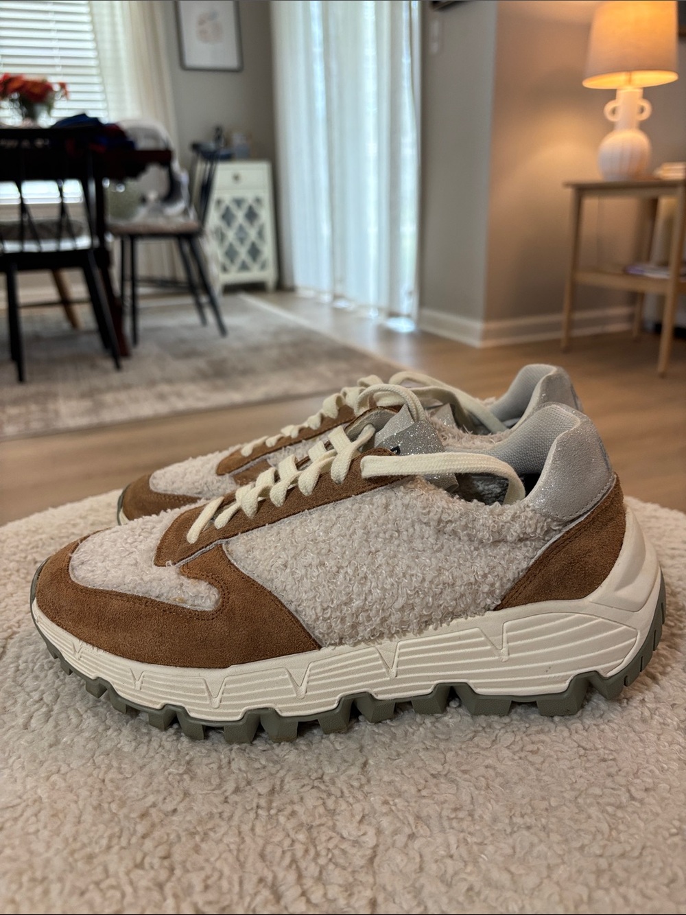 P448 Women's F21 Jackson Wad Sneaker size 37 US 7 worn once